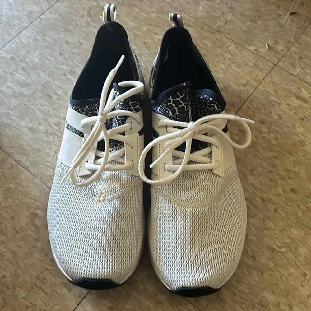 New Balance  Ladies Sneakers size 11